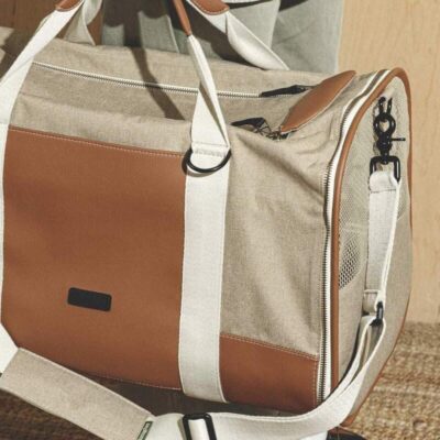 sumka-perenoska-dlya-sobak-zakrytaya-poni-treveloni-v-puteshestvie