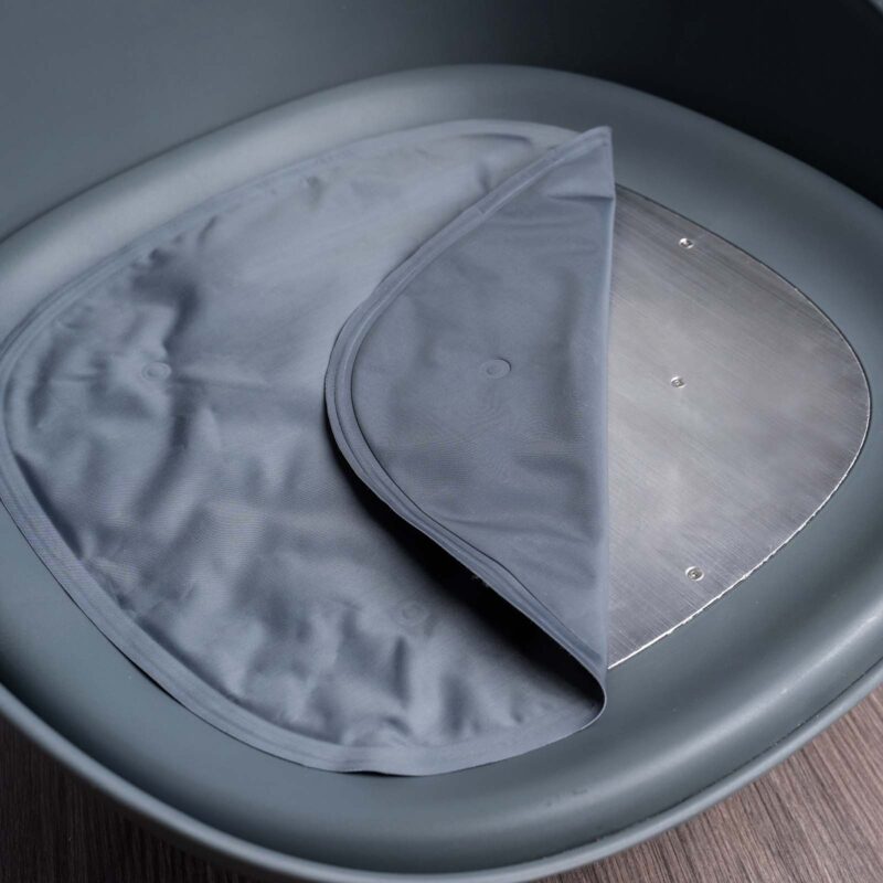 umnaya-lezhanka-c-wi-fi-petoneer-cozy-sofa-krupno-sobaki