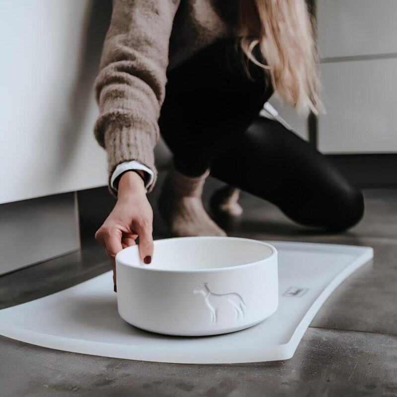 miska-dlya-sobak-hunter-bowl-osby-white-neskolzyashchaya-praktichnaya