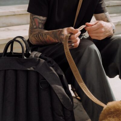 chekhol-dlya-perenoski-poni-huntingpony-oblegchennyj-chernyj-detali