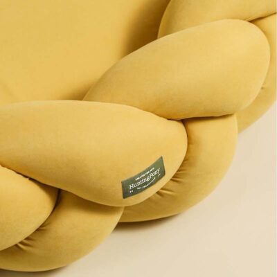 lezhanka-huntingpony-poni-kolosoni-gorchichnyj-detali